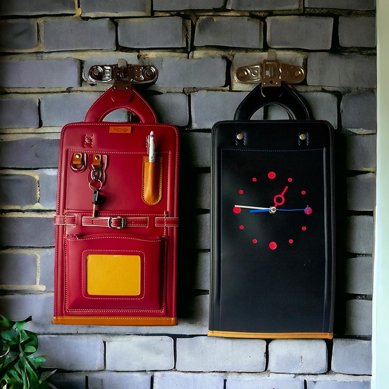 school bag×wall pocket