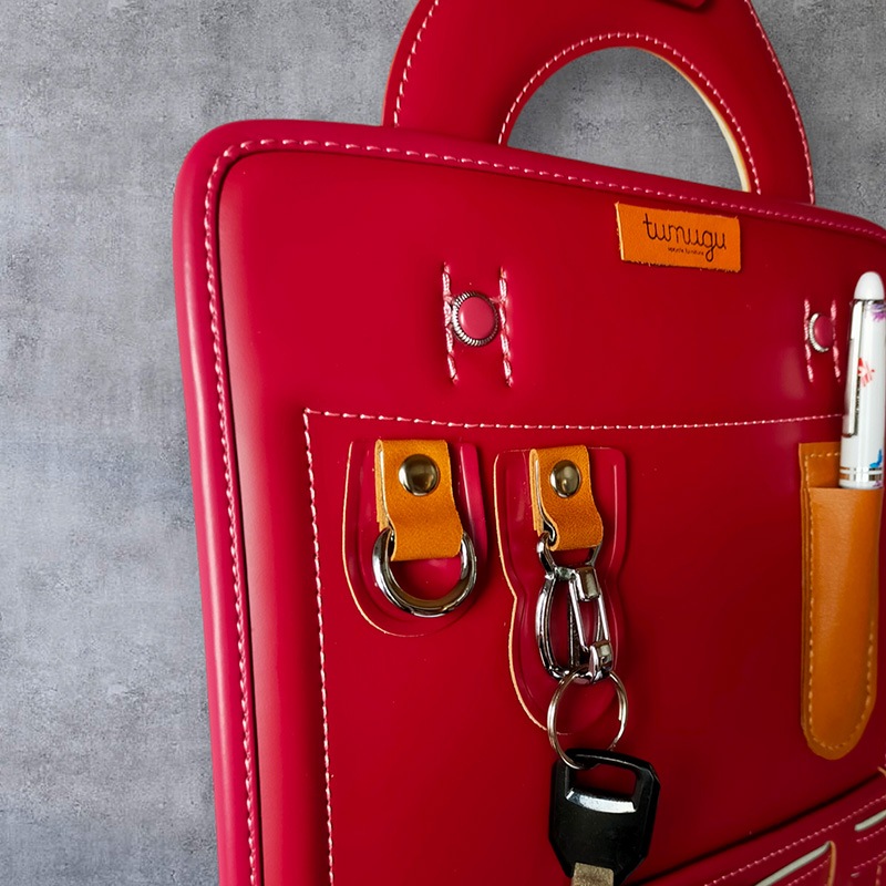 school bag×wall pocket