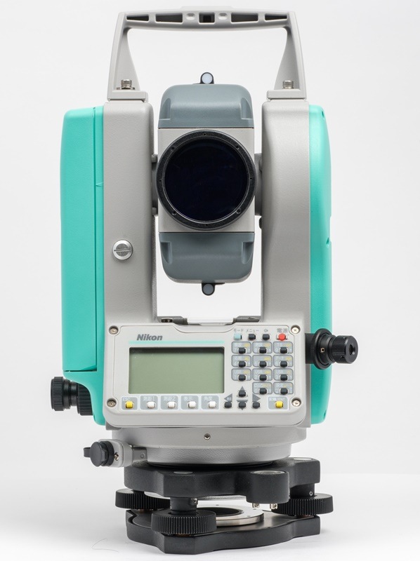 inesstakBegonia montiselephantis 他計3点 竹中エンジニアリング株式会社