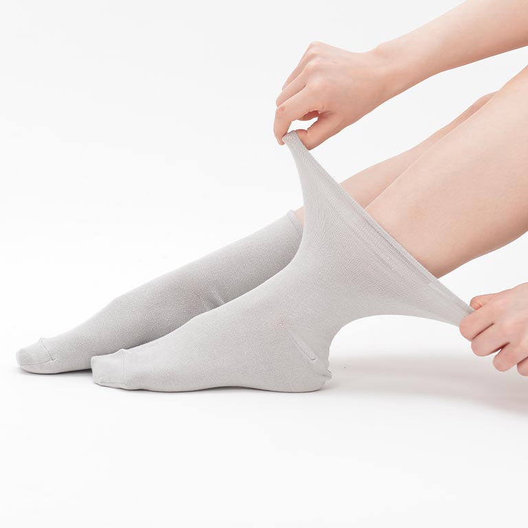 履くだけ血行促進 温泉靴下 【通常】｜nihonchokuhan(日本直販)通販サイト