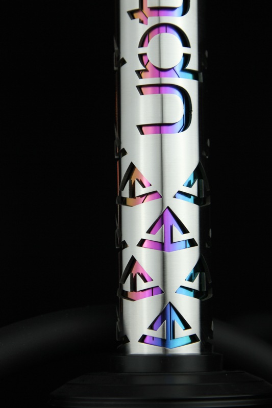 Embery&UPTAIL����٥꡼����ܥ�ǥ� MONO-H 4.0 - Silver Rainbow