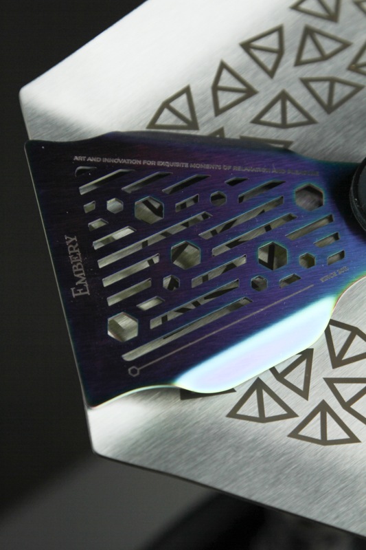 Embery&UPTAIL����٥꡼����ܥ�ǥ� MONO-H 4.0 - Silver Rainbow