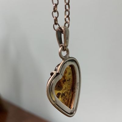 アンバーハートネックレス | 小物・アクセサリー,ネックレス | URAJIYA