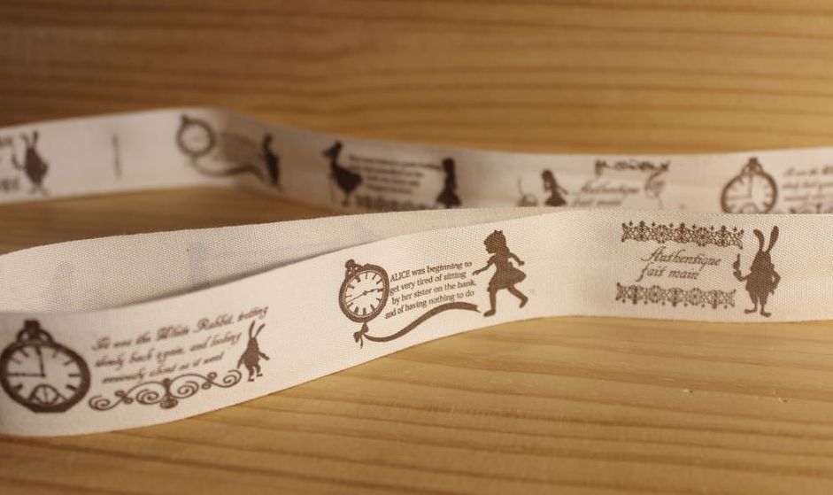 ◇T-36◇【タグ】不思議の国のアリス 幅2.5cm 1m【梱包スペース1