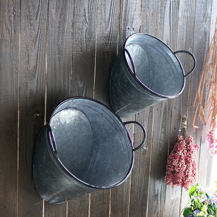 ポットのみ花は付属しません メタルポット Sサイズ かべかけ金具付 Fh 031s ハンギング 寄せ植え用品 ハンギング 寄せ植え容器 壁掛けタイプ 花うるる 本店