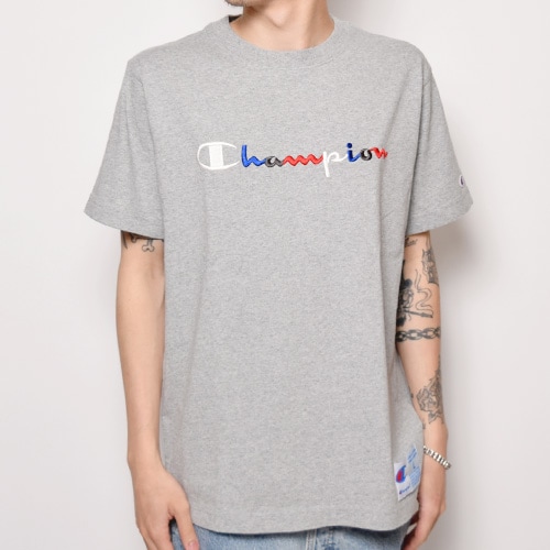 Champion/Embroidered Script Logo T-Shirts（チャンピオン ロゴT