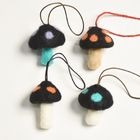 MU/Magic Mushroom Lucky Charmʥࡼ եȥå㡼 [a-8243]