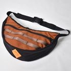 Atmosphere Mountain Works Cheyenne Sling Bag(���ȥ⥹�ե����� ����󥰥Хå�)�֥饦��ߥ������֥饦��ߥ֥�å� [a-8728H]
