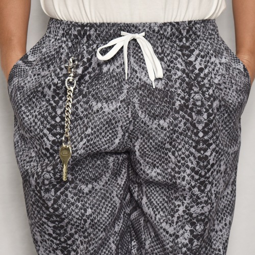Python Easy Pants�ʥѥ����� ���������ѥ�ġ˥��졼�ߥ֥�å� [a-8228]