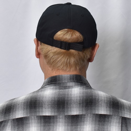 Fuck Logo Cotton Twill 6 Panel Cap�ʥե��å��ե����ɥ���åס˥֥�å� [a-8526]