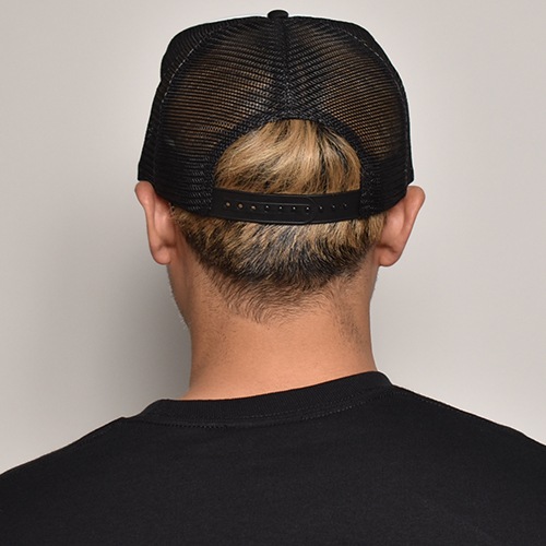 Camacho Monster/Trucker Mesh Cap�ʥ��ޥ����󥹥��� ��å��奭��åס˥֥�å��ߥۥ磻�� [a-5969]