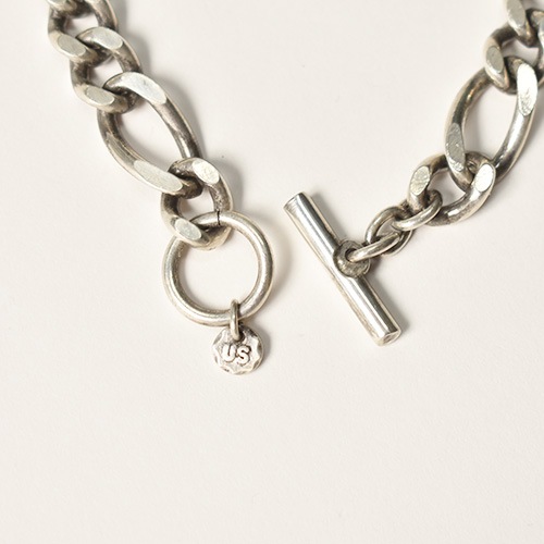 US Exclusive/T-Bar Figaro Chain Braceletʥ ֥쥹åȡ˥С [a-8102]