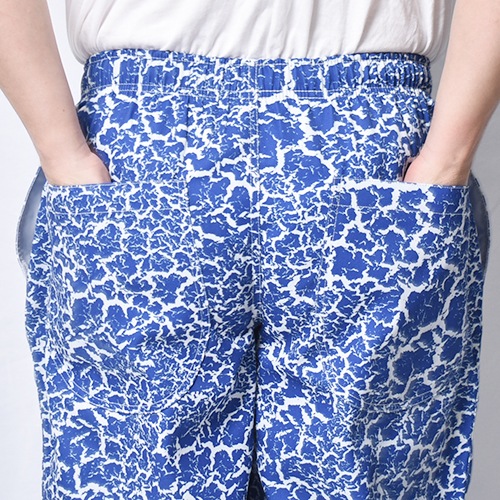 Crack Pattern Easy Pants�ʥ���å����������ѥ�ġ˥֥롼�ߥۥ磻�� [a-8432]