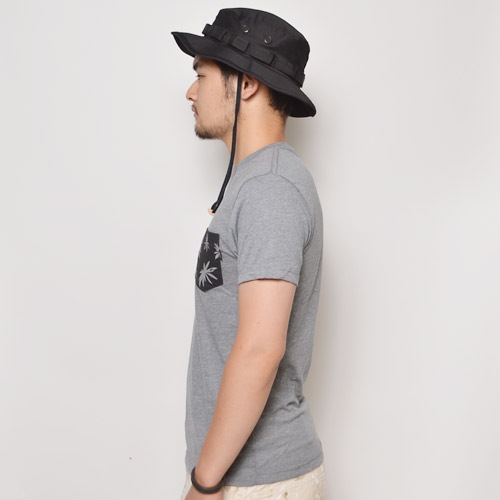 Vans/M Peace Leaf Pocket T-shirt�ʥХ� �ݥ��å�T����ġ˥��졼 [a-0125]