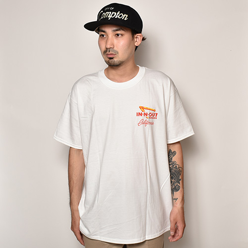 In-N-Out Burger/1996 Setting of the Sun T-Shirt�ʥ��󥢥�ɥ����ȥС����� T����ġ˥ۥ磻�� [a-3810]