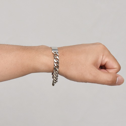 US 三軒茶屋 ID Bracelet アス ブレスレット アス US 三軒茶屋 アンカーブレスレット - メルカリ