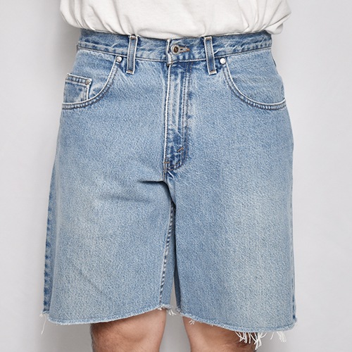 【希少】Levis シルバータブ サイズ34 USA製 ショーツ オリジナル 90s USA製 Levi'sリーバイス silverTabシルバータブ LOOSE