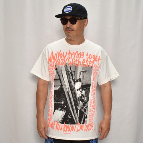 愛用 Drews Cartel/Mark Suntee×Us×Sicario Photo T-Shirt S/S トップス