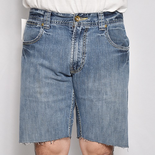 ��Levi's Silver Tab/Customized Cut Off Denim Shorts�ʥ꡼�Х�������С����� �ǥ˥ॷ�硼�ġ˥���ǥ���/������W33 [z-9142]