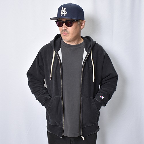 Champion/Reverse Weave Black Faded Zip Hoodie�ʥ����ԥ��� ��С����������֥������åȡ˥֥�å� [a-8410]