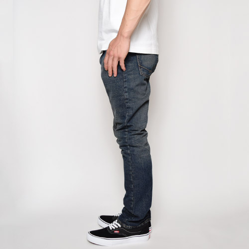 新品 未使用 タグ付 バンズ VANS V76 SKINNY スキニー デニム 新品 未使用 タグ付 バンズ VANS V76 SKINNY スキニー デニム