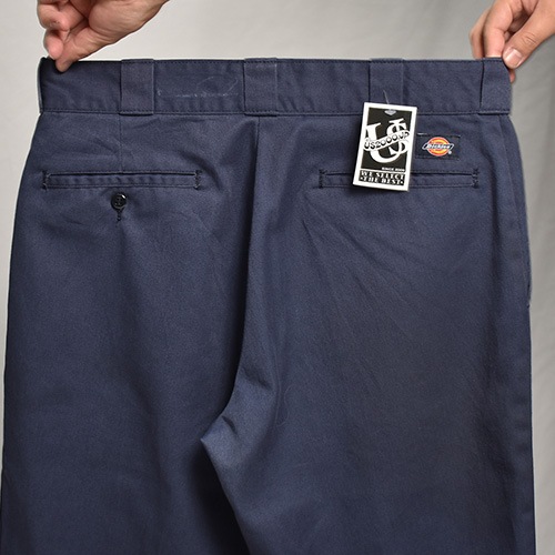 Dickies ネイビー カーゴパンツ Dickies（ディッキーズ）の「カーゴジョガーパンツ（カーゴ