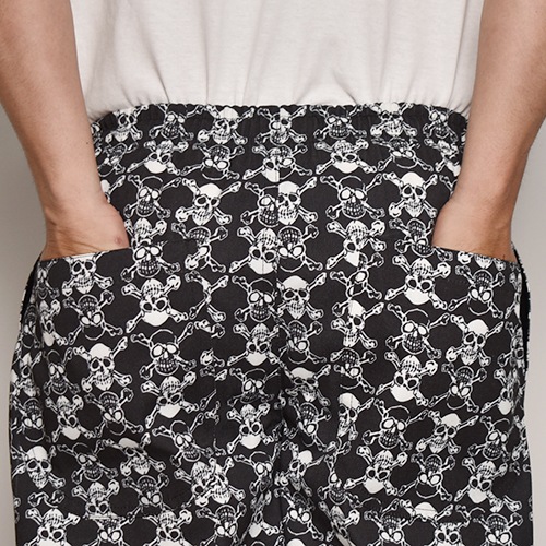 Skull & Cross Bones Easy Shortsʥܡ󥺥硼ġ˥֥åߥۥ磻 [a-5991]