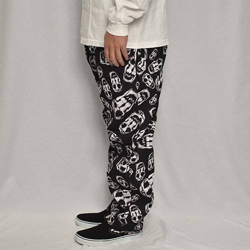 Nudey Skull Easy Pants�ʥ����륤�������ѥ�ġ˥֥�å��ߥۥ磻�� [a-7055]