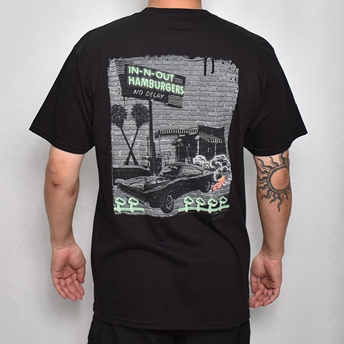 In-N-Out Burger/2023 Quality -N -Speed T-Shirt�ʥ��󥢥�ɥ����ȥС����� T����ġ˥֥�å� [a-7564]