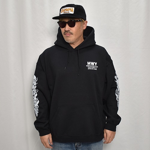 HWY��US/Skull Flames Pullover Hoodie�ʥ��������֥�塼�磻�ߥ��� �������åȥѡ������˥֥�å� [a-7764]