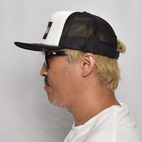 66-71 HD Official Trucker Mesh Cap�ʥϡ��졼���ӥåɥ��� ��å��奭��åס˥ۥ磻��/�֥�å� [a-8050]