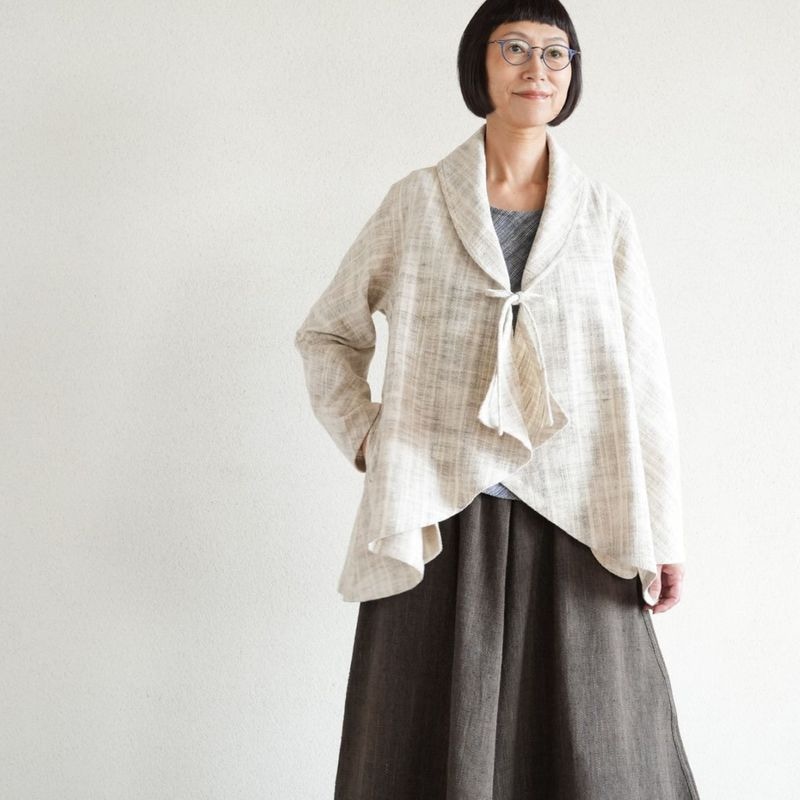 うさとの服　ジャケット　紺　サイズ4 綿 女子スクールブレザー ウォッシャブル 撥水 ストレッチ 上衣 上