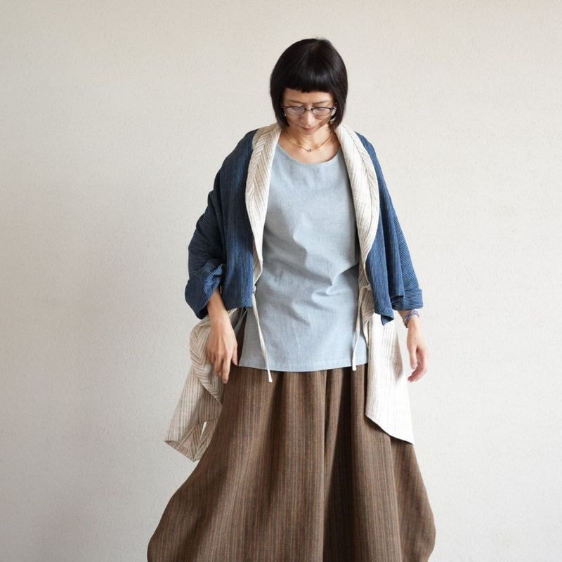 うさとの服　藍染　スカート 美品 うさとの服 麻綿 モモンガ スカート 藍染め usaato ウサト