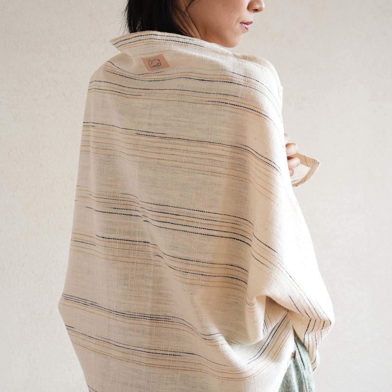Usaato/うさと葉っぱストールsizeF/ナチュラル色/ポンチョ/草木染め 葉っぱストールsizeF | 新商品 | Usaatoオンラインショップ