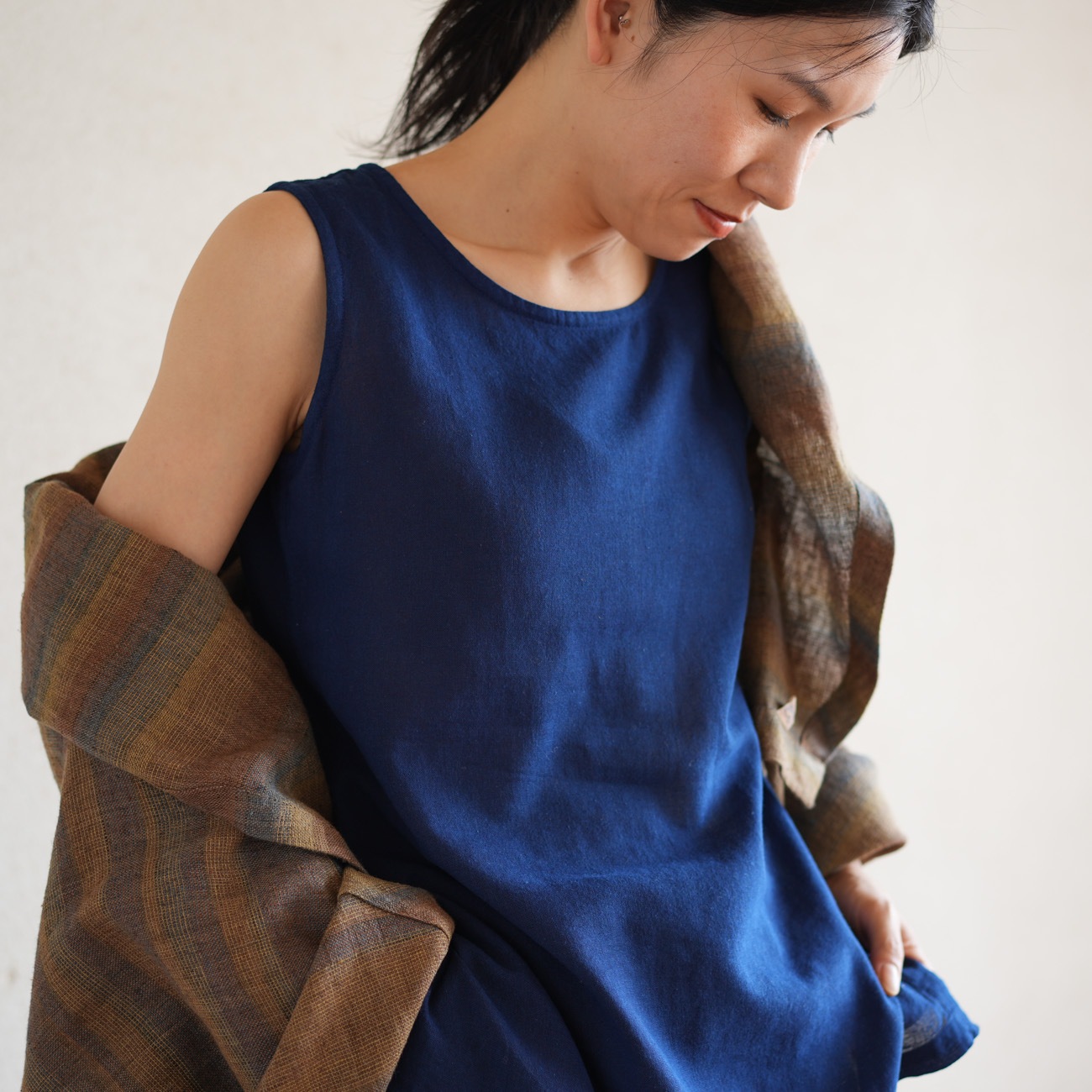 日本で染めた藍染めタンクトップsize4 | 新商品 | Usaatoオンライン