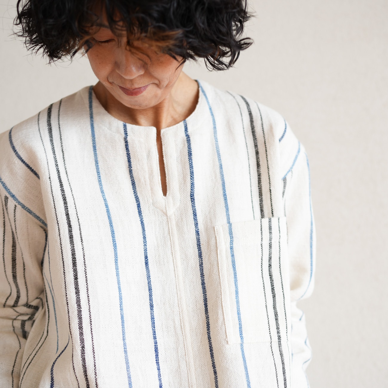 美品 うさとの服 綿 プルオーバー 藍染 usaato ウサト プルオーバーsize4 | 新商品 | Usaatoオンラインショップ
