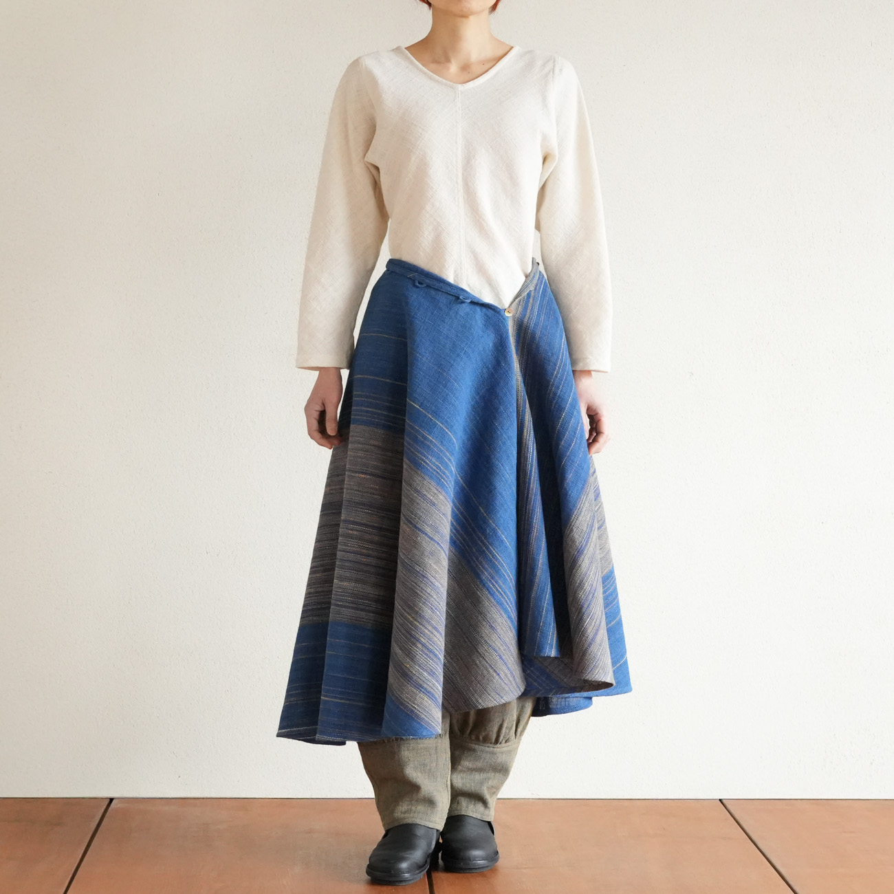 本日限定値下げ！！【美品】うさとの服　お月様マント お月さまマントsizeF | 新商品 | Usaatoオンラインショップ