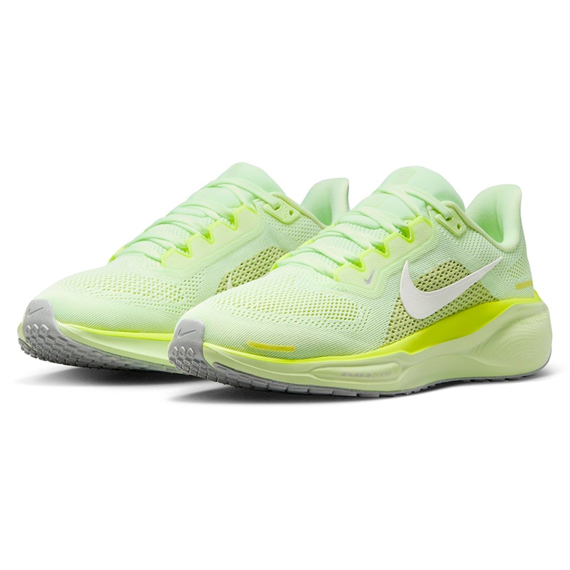 新品Nike ペガサス蛍光グリーン ランニングシューズ ナイキ（NIKE）（メンズ）ランニングシューズ ジョギング