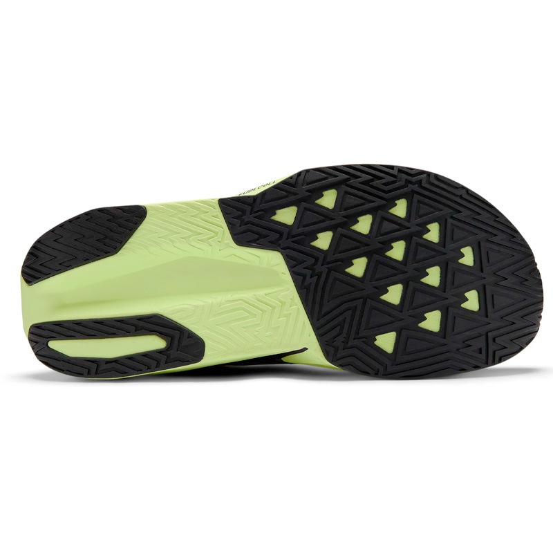 ニューバランス New Balance フューエルセル レベル v5 MFCX4TRD