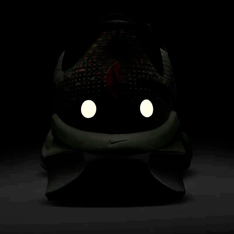 メロウ ナイキ ボメロ 17 FB1309 (ランニングシューズ) 価格比較 - 価格.com