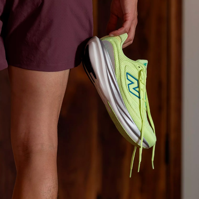 ニューバランス New Balance フレッシュフォーム X 1080 v15
