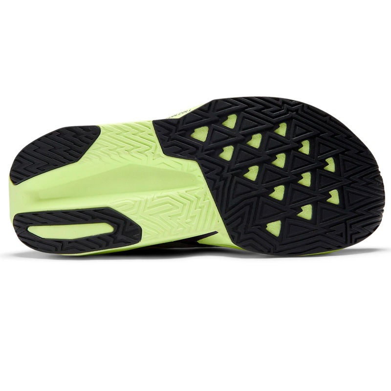 ニューバランス New Balance フューエルセル レベル v5 WFCX3PEB