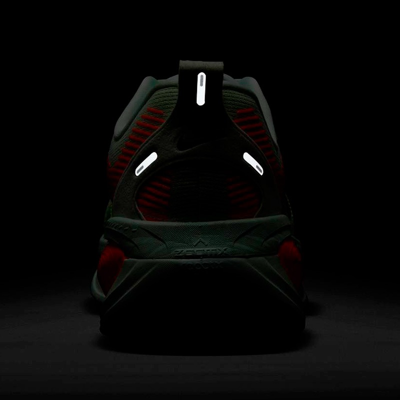 SALE】ナイキ NIKE ズーム ボメロ 18 HM6803-300 メンズ ロード