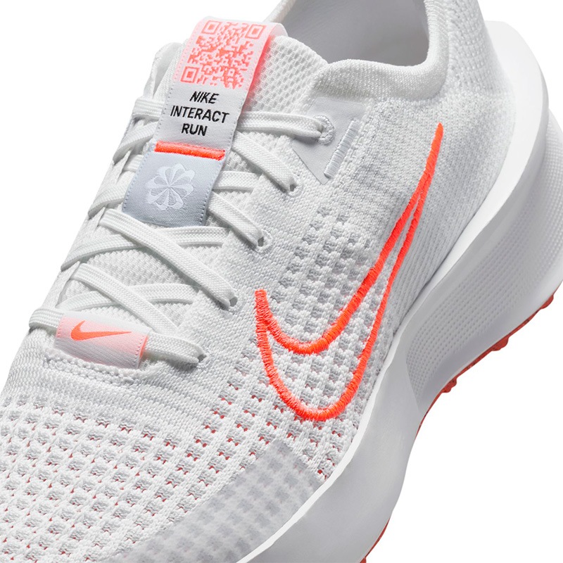 ナイキ NIKE WS インタラクト ラン FD2292-110 レディース