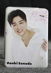 真田ナオキさん コンパクトミラー | グッズ | 歌の手帖社 utate online