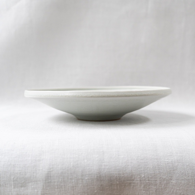 【個展予約商品】緑白釉7寸浅鉢　土井善男