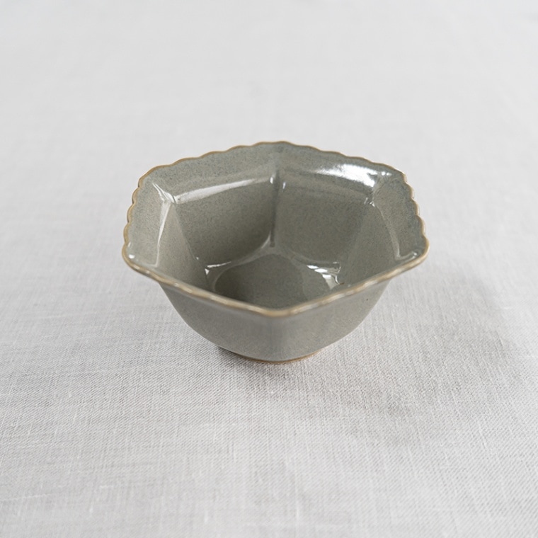 【個展商品】薄墨6角輪花鉢　土井善男