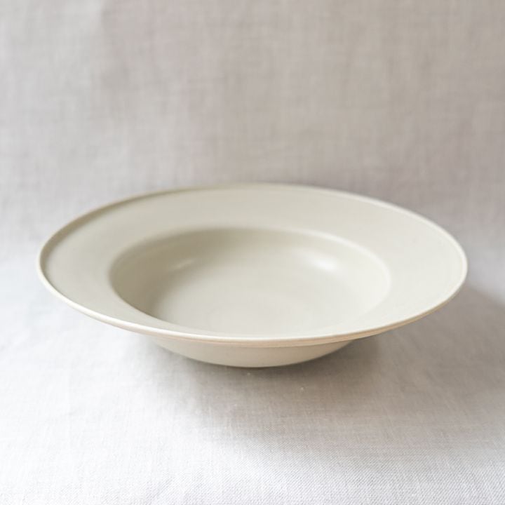 【個展予約商品】緑白釉8寸リム鉢　土井善男