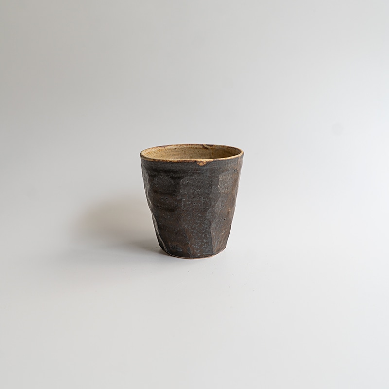 【個展】灰釉面取りカップM　及川静香