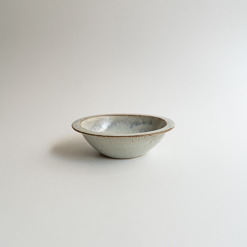 【個展】ブルーリム楕円豆鉢　関口憲孝